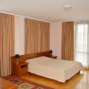 3* Hotel Drama